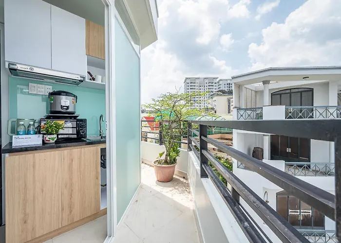 Cozrum Homes - Retro House